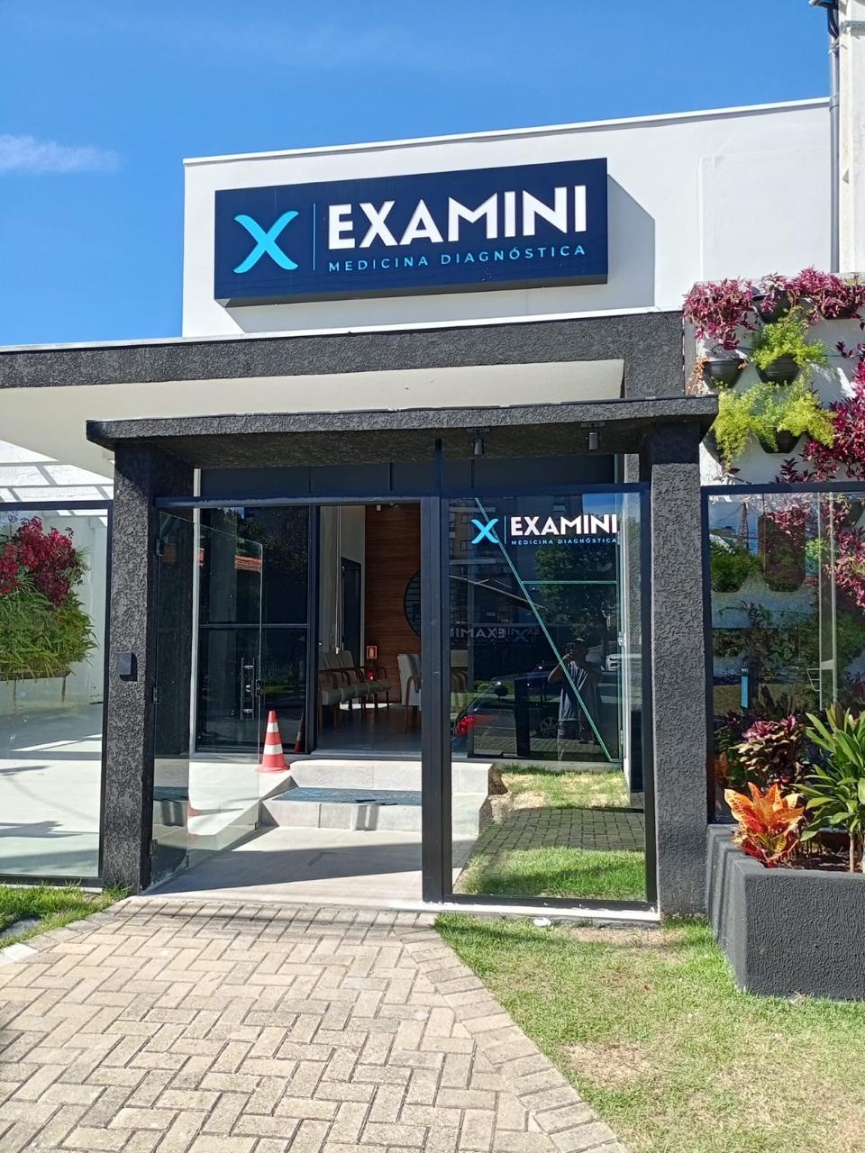Letreiro Luminoso Premium - Examini