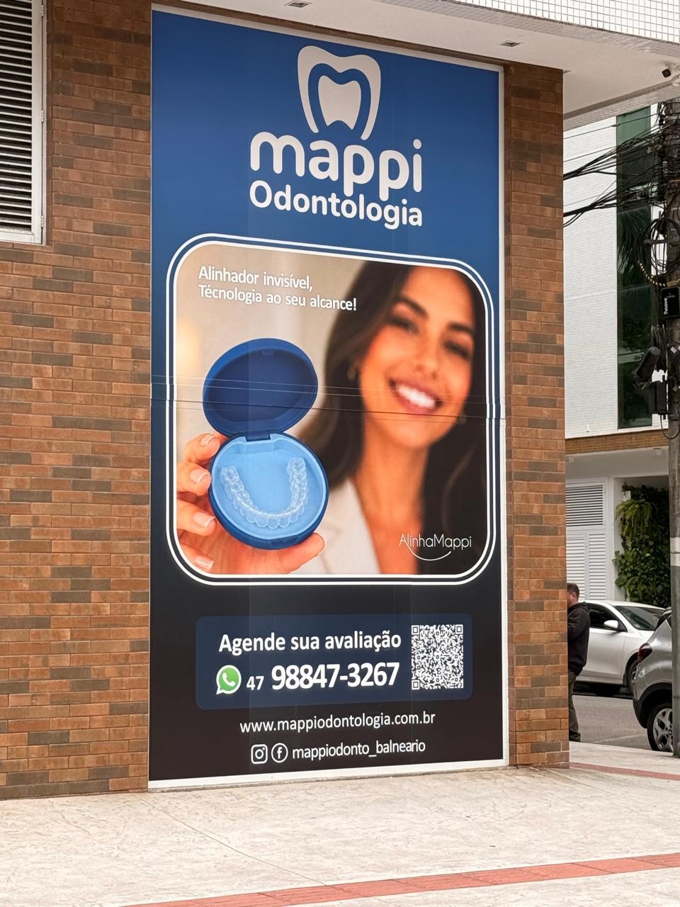 Painel Vertical Externo - Mappi Odontologia